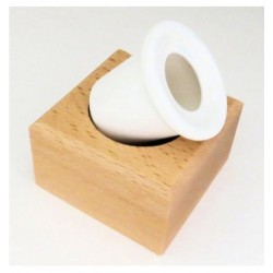 Ronde wit porseleine inktpot + houten cube